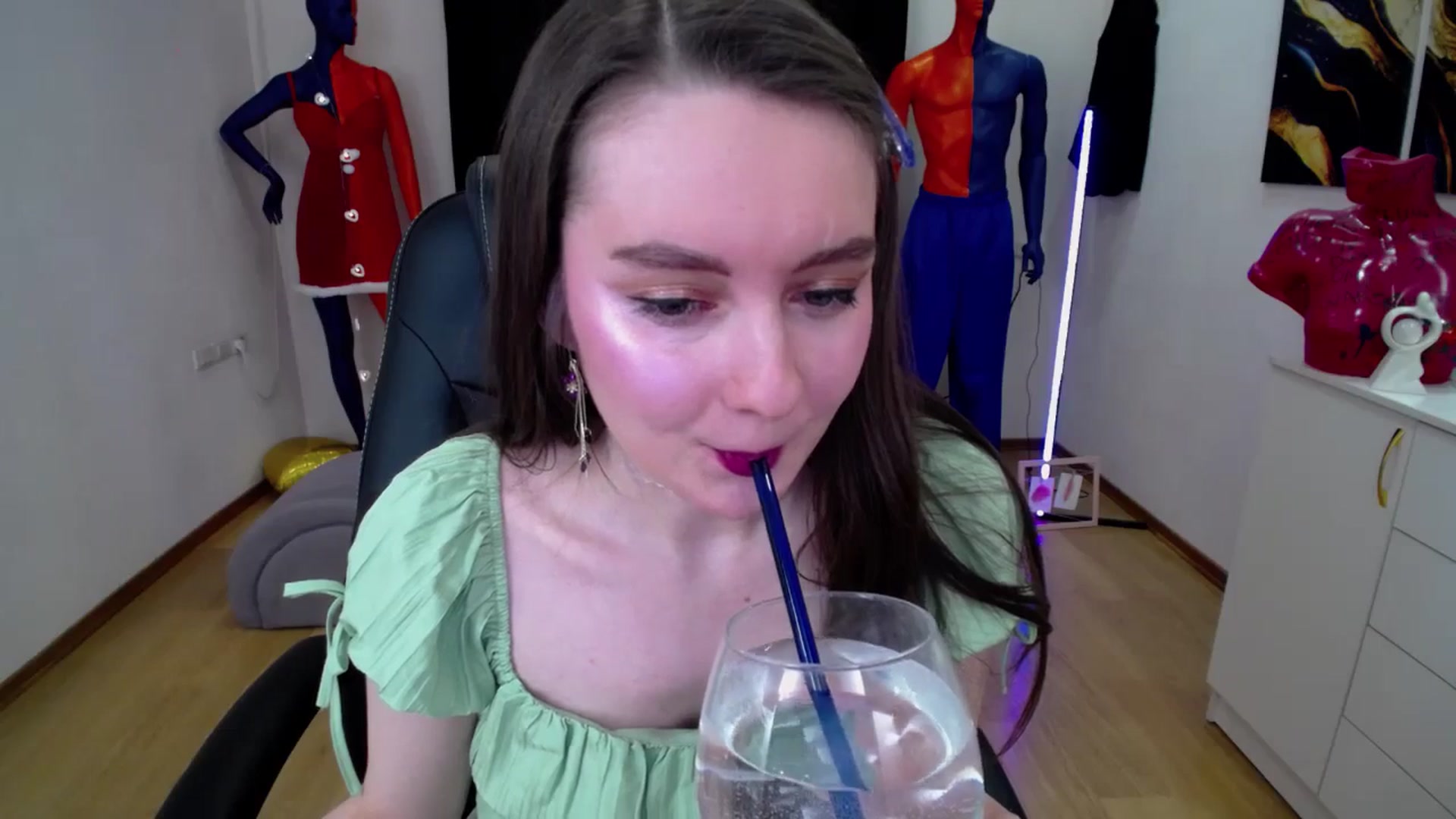 Gallery image thumbnail from Milim_Nava's myfreecams stream on, 02/21/2025, 10:49 image 12 of 20
