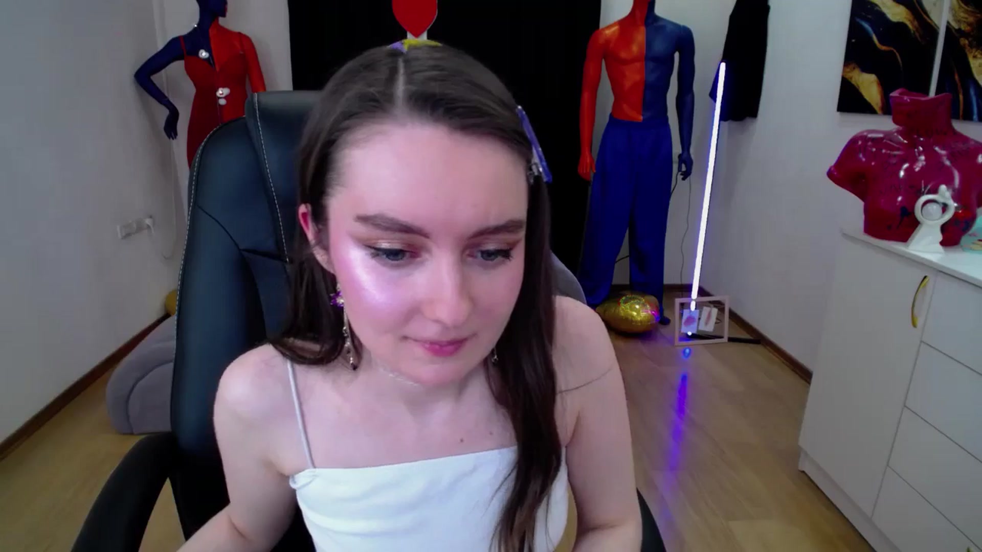 Gallery image thumbnail from Milim_Nava's myfreecams stream on, 02/21/2025, 18:38 image 6 of 20