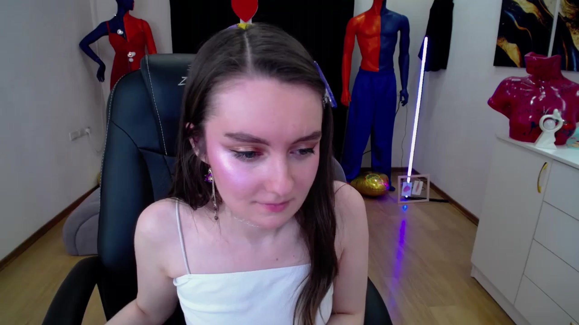 Gallery image thumbnail from Milim_Nava's myfreecams stream on, 02/21/2025, 18:38 image 5 of 20