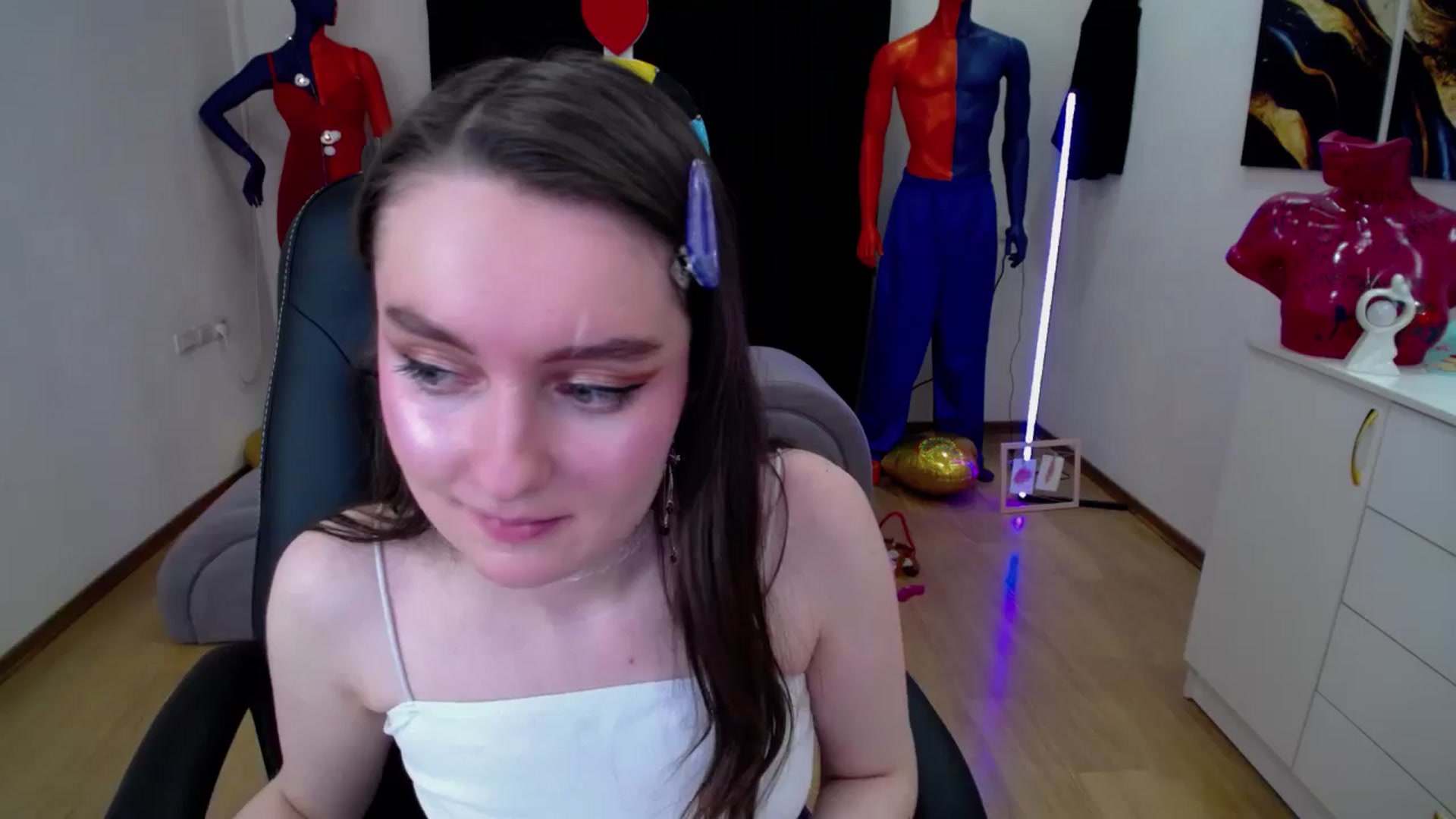 Gallery image thumbnail from Milim_Nava's myfreecams stream on, 02/21/2025, 18:38 image 8 of 20