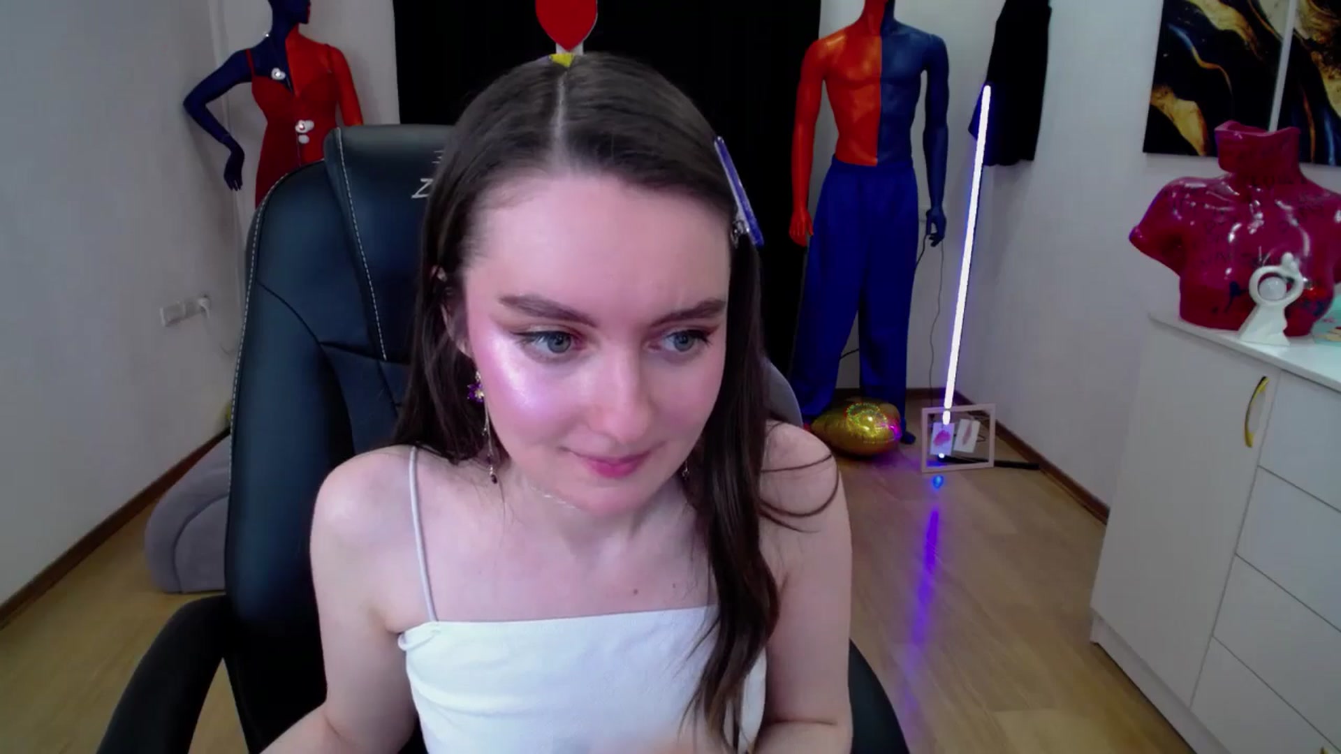 Gallery image thumbnail from Milim_Nava's myfreecams stream on, 02/21/2025, 18:38 image 4 of 20
