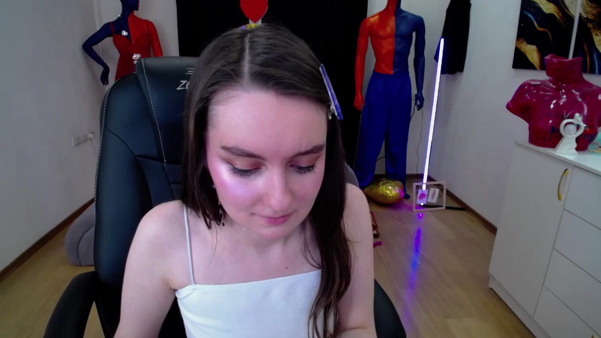 Gallery image thumbnail from Milim_Nava's myfreecams stream on, 02/21/2025, 18:38 image 15 of 20