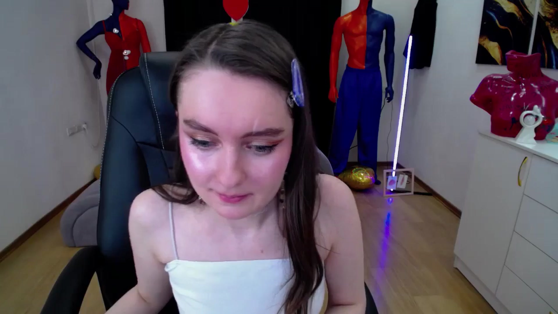 Gallery image thumbnail from Milim_Nava's myfreecams stream on, 02/21/2025, 18:38 image 7 of 20