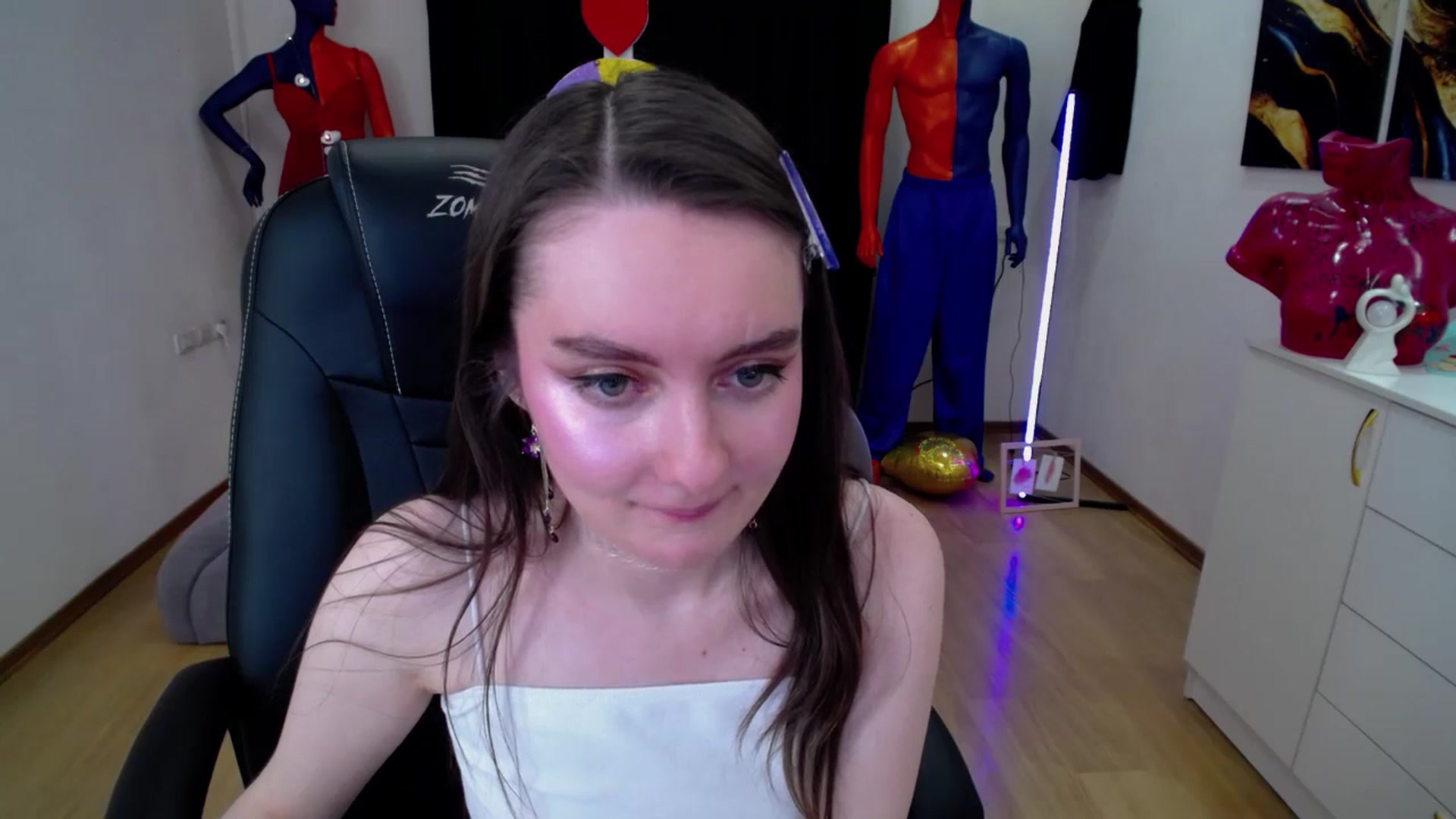 Gallery image thumbnail from Milim_Nava's myfreecams stream on, 02/21/2025, 18:38 image 11 of 20