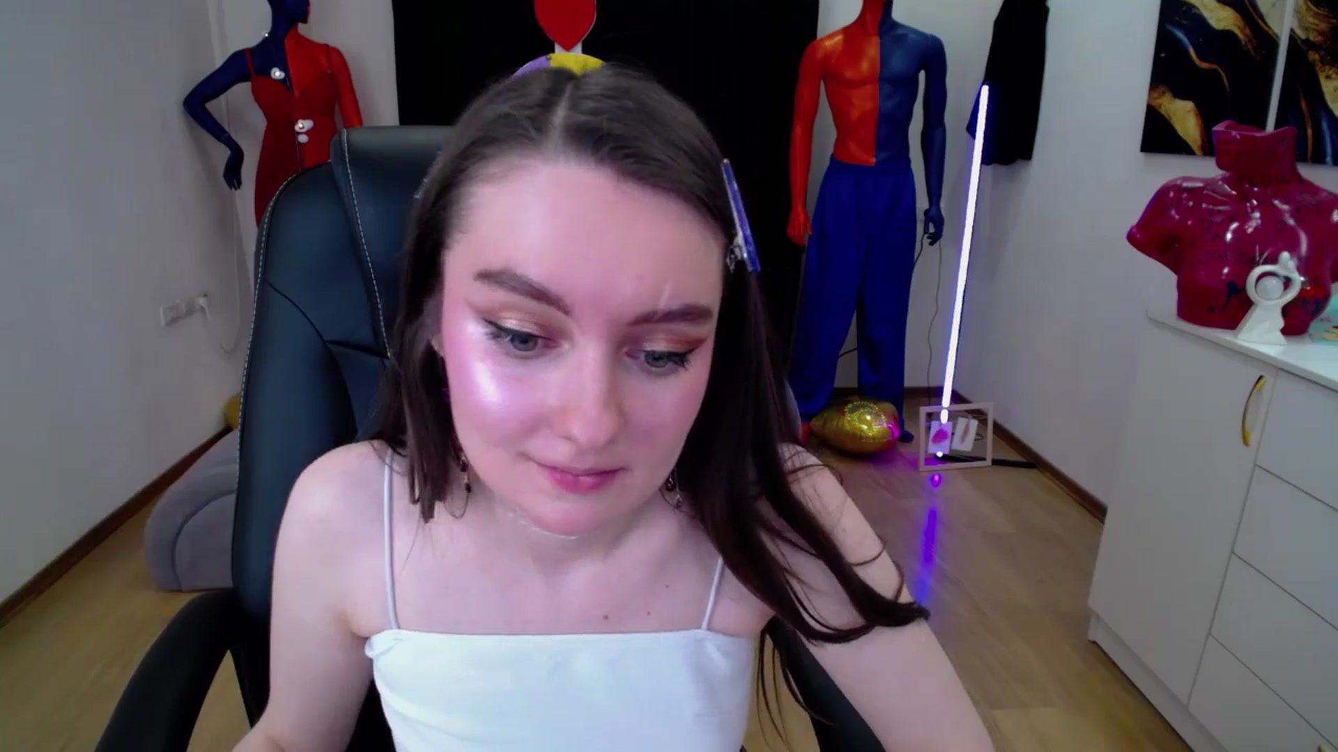 Gallery image thumbnail from Milim_Nava's myfreecams stream on, 02/21/2025, 18:38 image 18 of 20