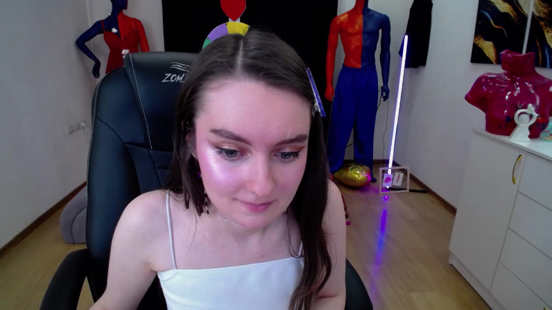 Gallery image thumbnail from Milim_Nava's myfreecams stream on, 02/21/2025, 18:38 image 16 of 20