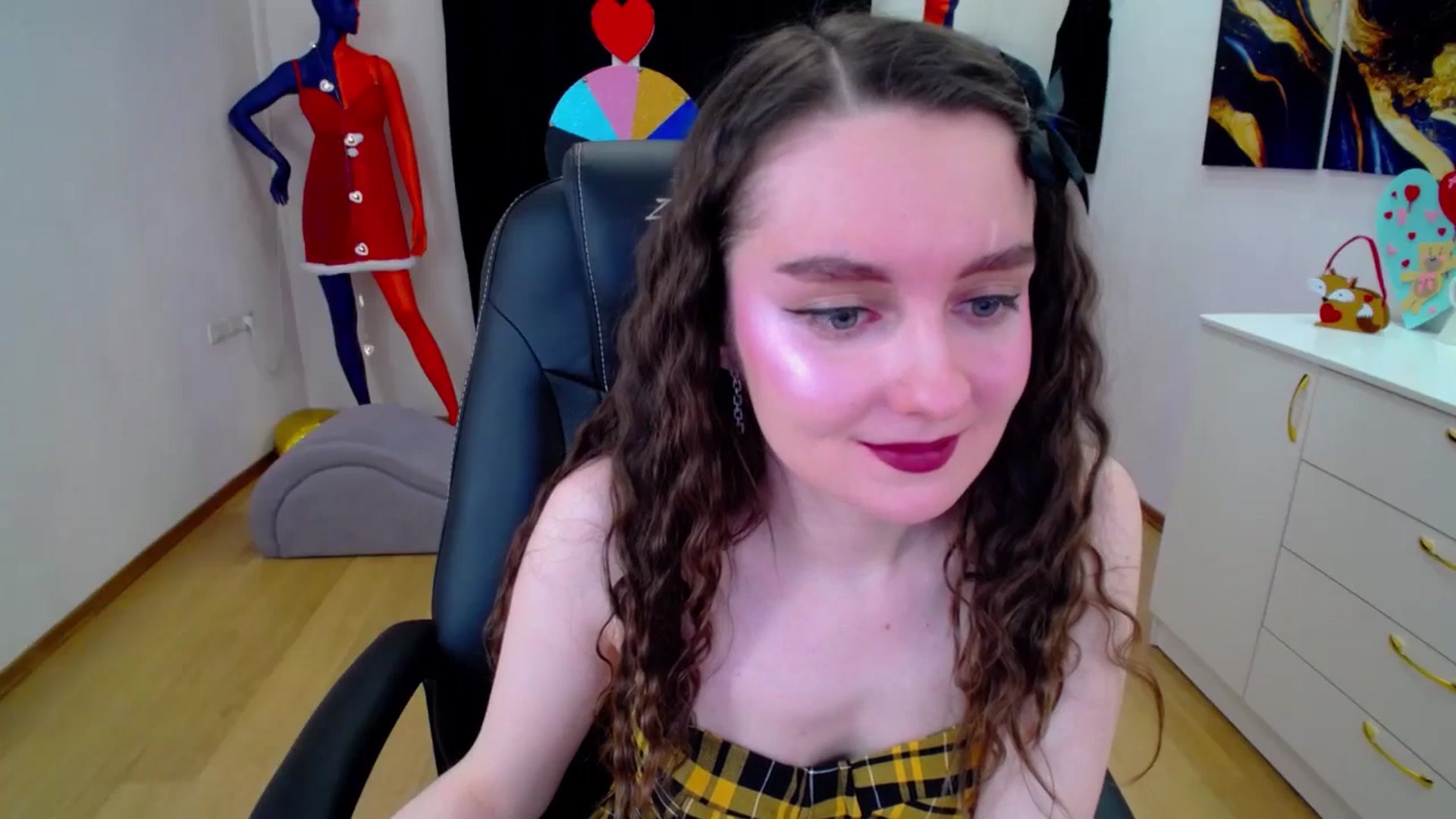 Gallery image thumbnail from Milim_Nava's myfreecams stream on, 02/23/2025, 20:15 image 14 of 20
