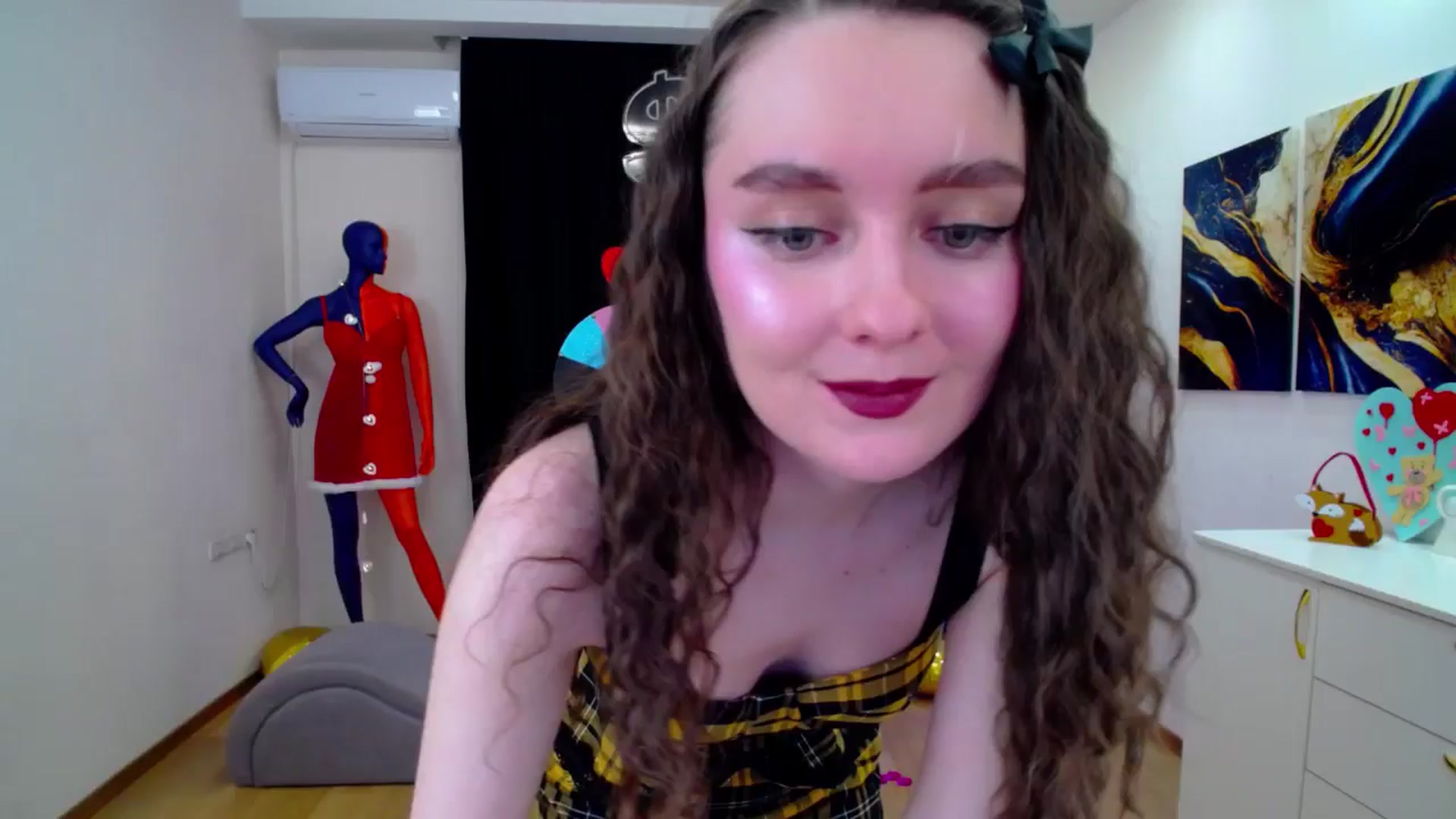 Gallery image thumbnail from Milim_Nava's myfreecams stream on, 02/23/2025, 20:15 image 1 of 20