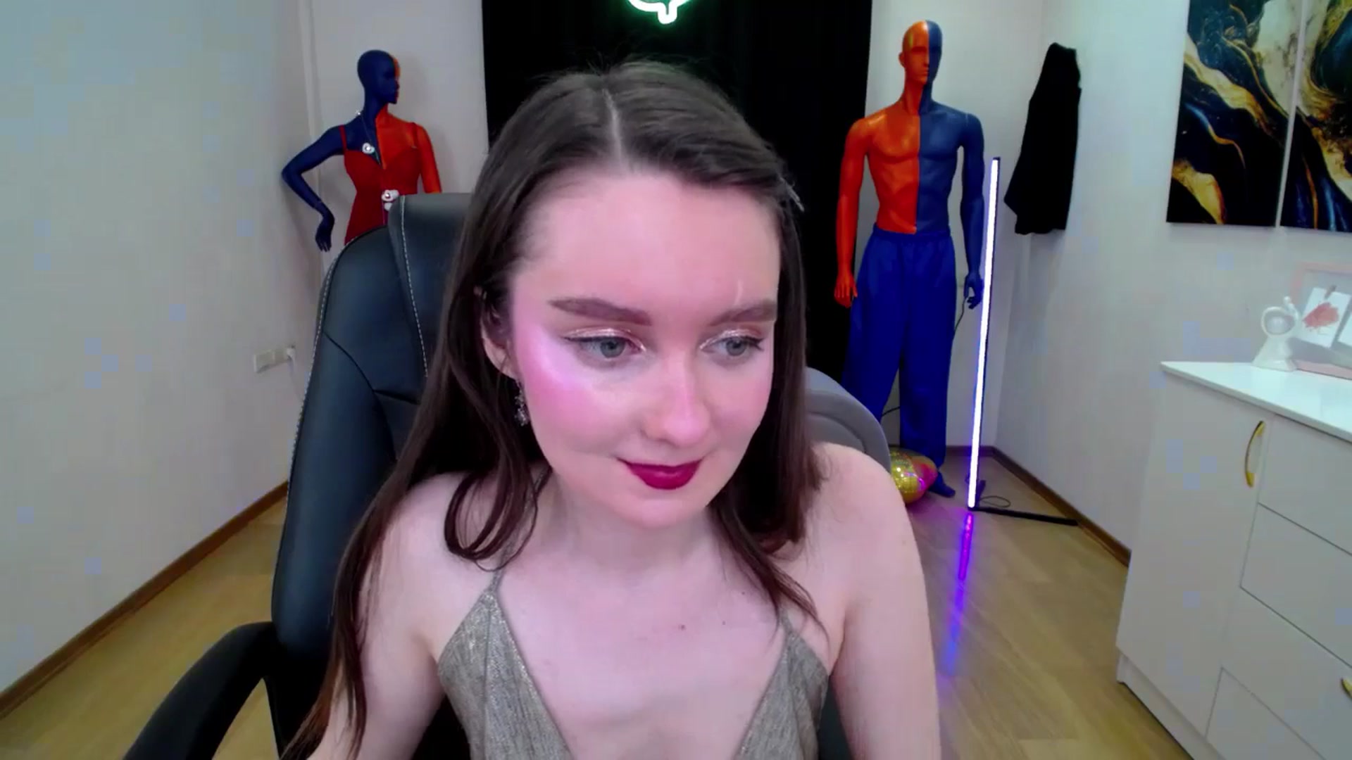 Gallery image thumbnail from Milim_Nava's myfreecams stream on, 03/04/2025, 08:47 image 9 of 20