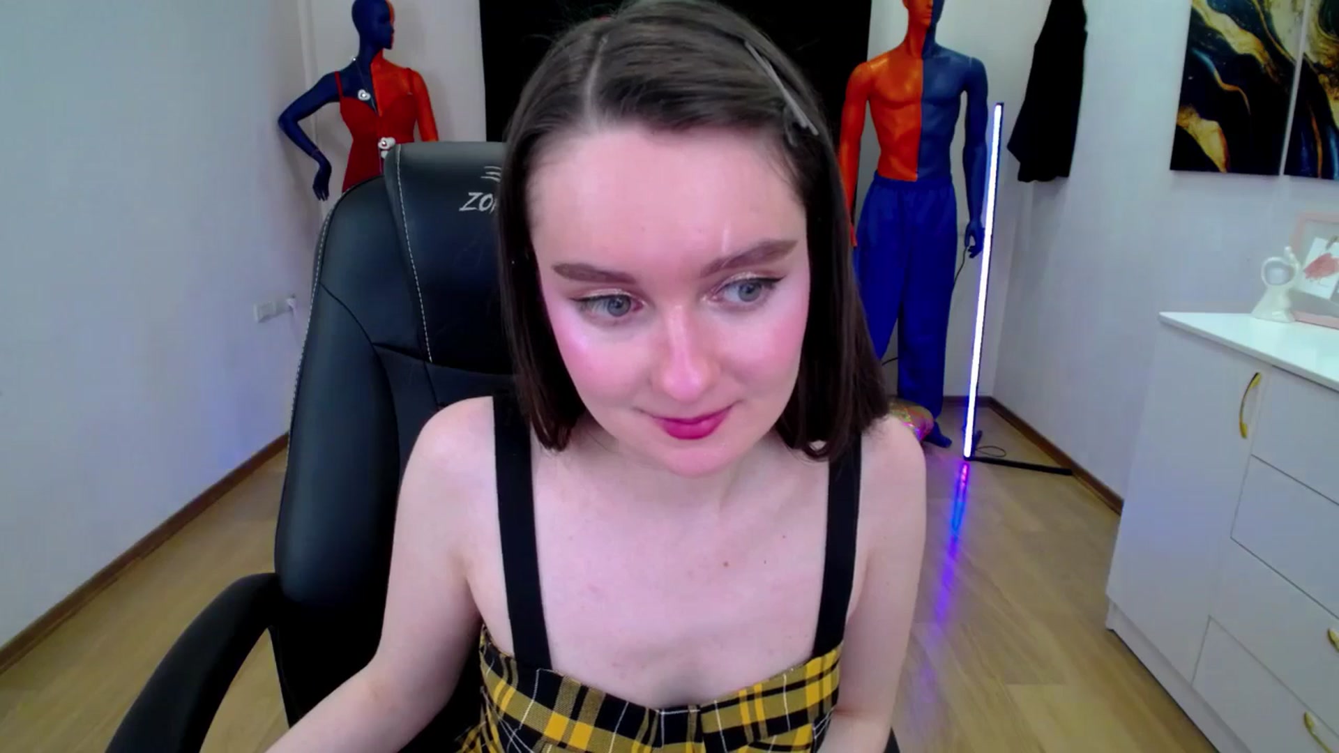 Gallery image thumbnail from Milim_Nava's myfreecams stream on, 03/04/2025, 12:59 image 3 of 20