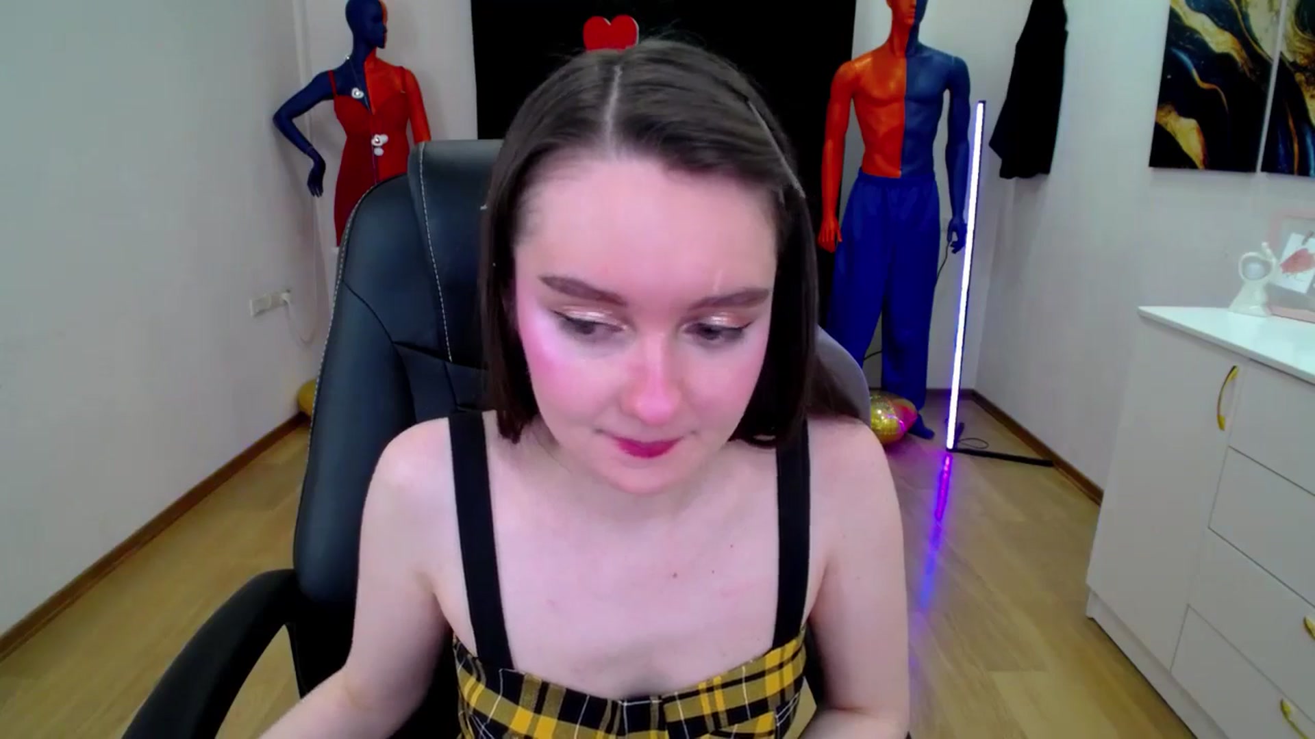 Gallery image thumbnail from Milim_Nava's myfreecams stream on, 03/04/2025, 12:59 image 2 of 20
