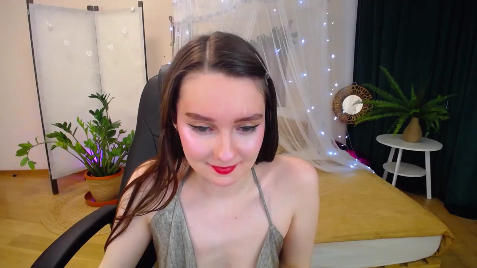 Gallery image thumbnail from Milim_Nava's myfreecams stream on, 03/05/2025, 10:29 image 3 of 20