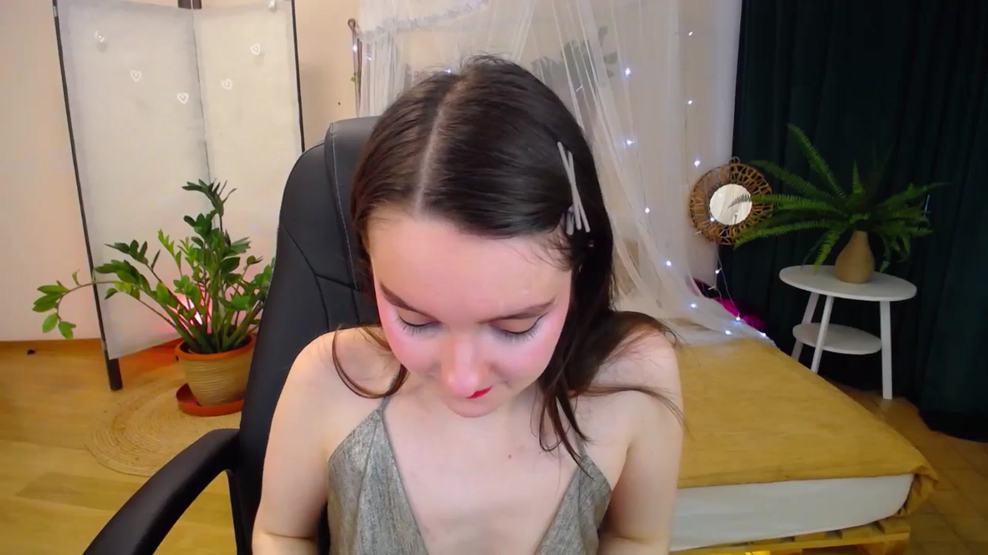 Gallery image thumbnail from Milim_Nava's myfreecams stream on, 03/05/2025, 10:29 image 4 of 20
