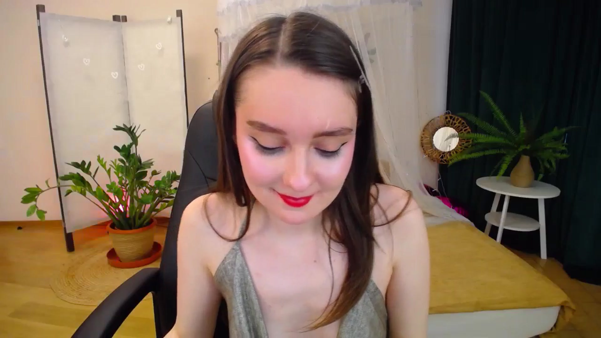 Gallery image thumbnail from Milim_Nava's myfreecams stream on, 03/05/2025, 11:37 image 13 of 20
