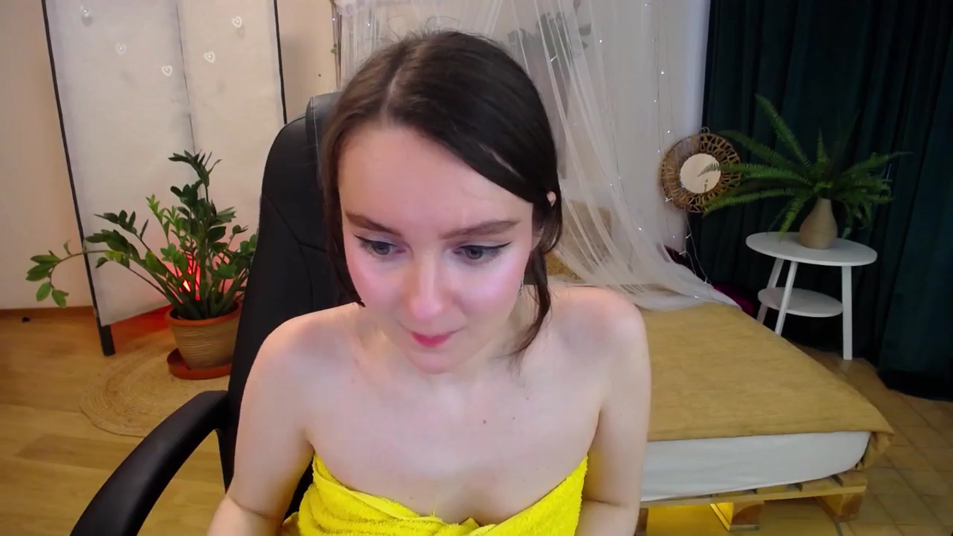 Gallery image thumbnail from Milim_Nava's myfreecams stream on, 03/07/2025, 10:01 image 19 of 20