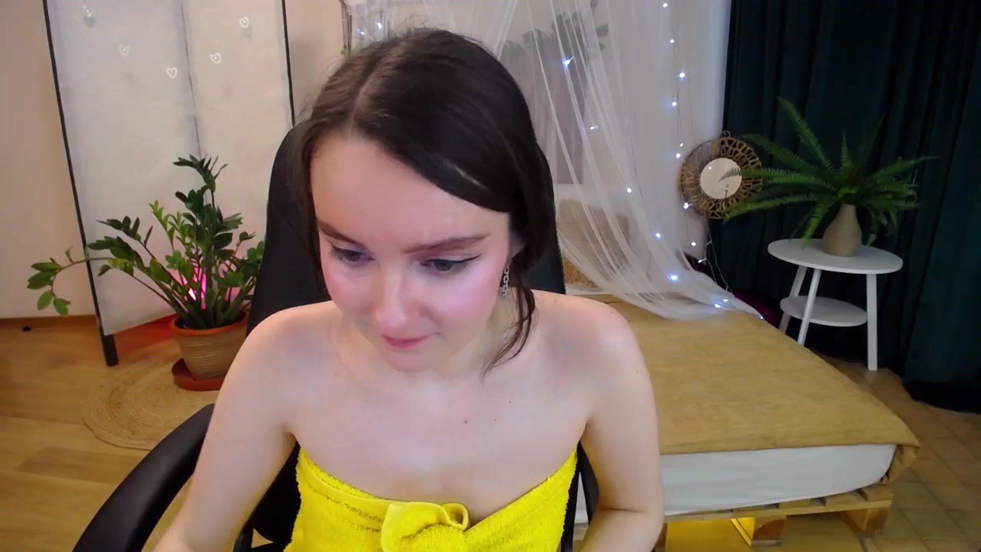 Gallery image thumbnail from Milim_Nava's myfreecams stream on, 03/07/2025, 10:01 image 5 of 20