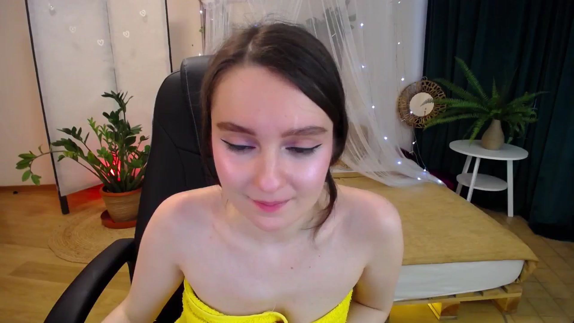 Gallery image thumbnail from Milim_Nava's myfreecams stream on, 03/07/2025, 10:01 image 10 of 20
