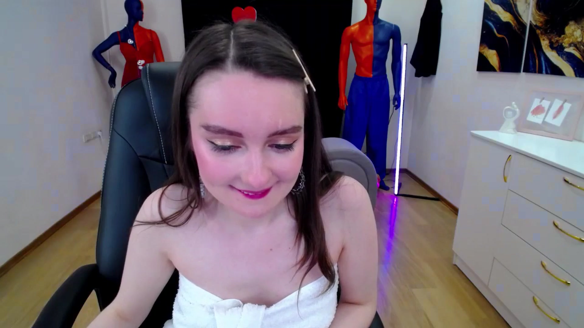 Gallery image thumbnail from Milim_Nava's myfreecams stream on, 03/09/2025, 16:38 image 19 of 20
