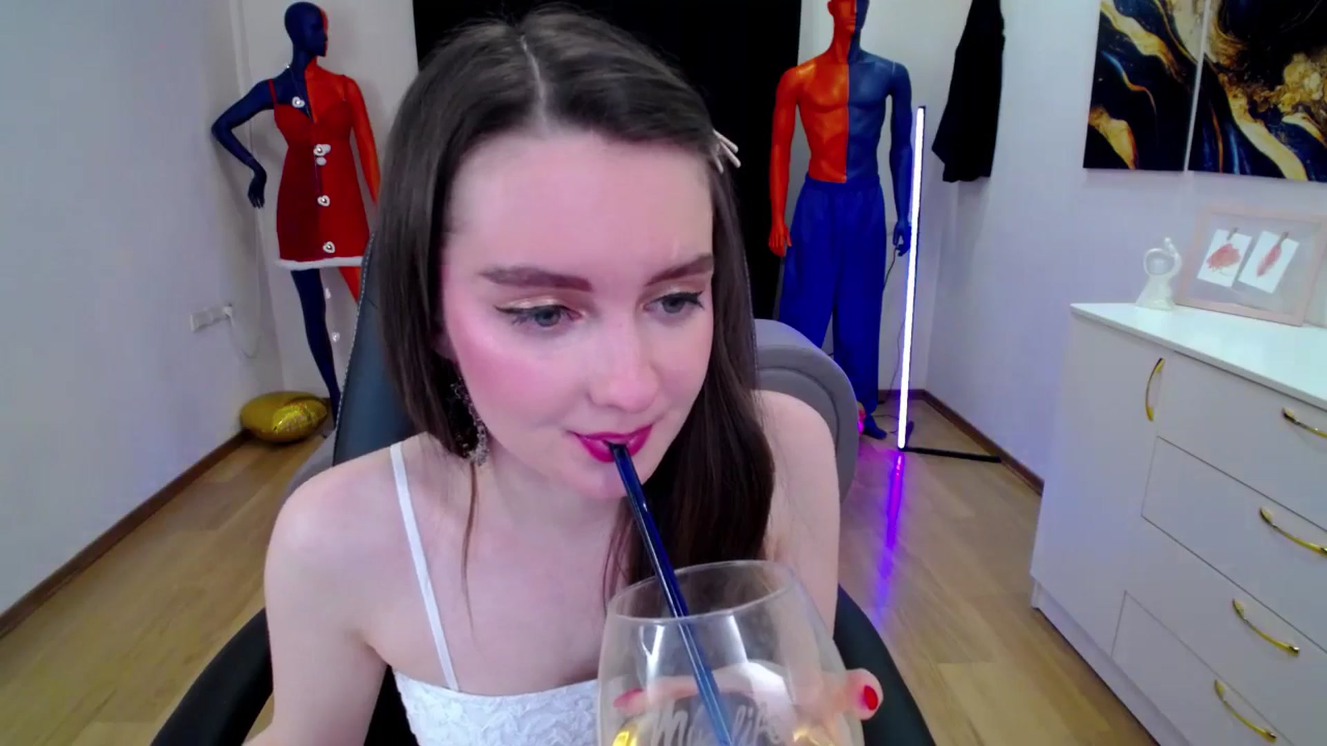 Gallery image thumbnail from Milim_Nava's myfreecams stream on, 03/09/2025, 16:38 image 3 of 20