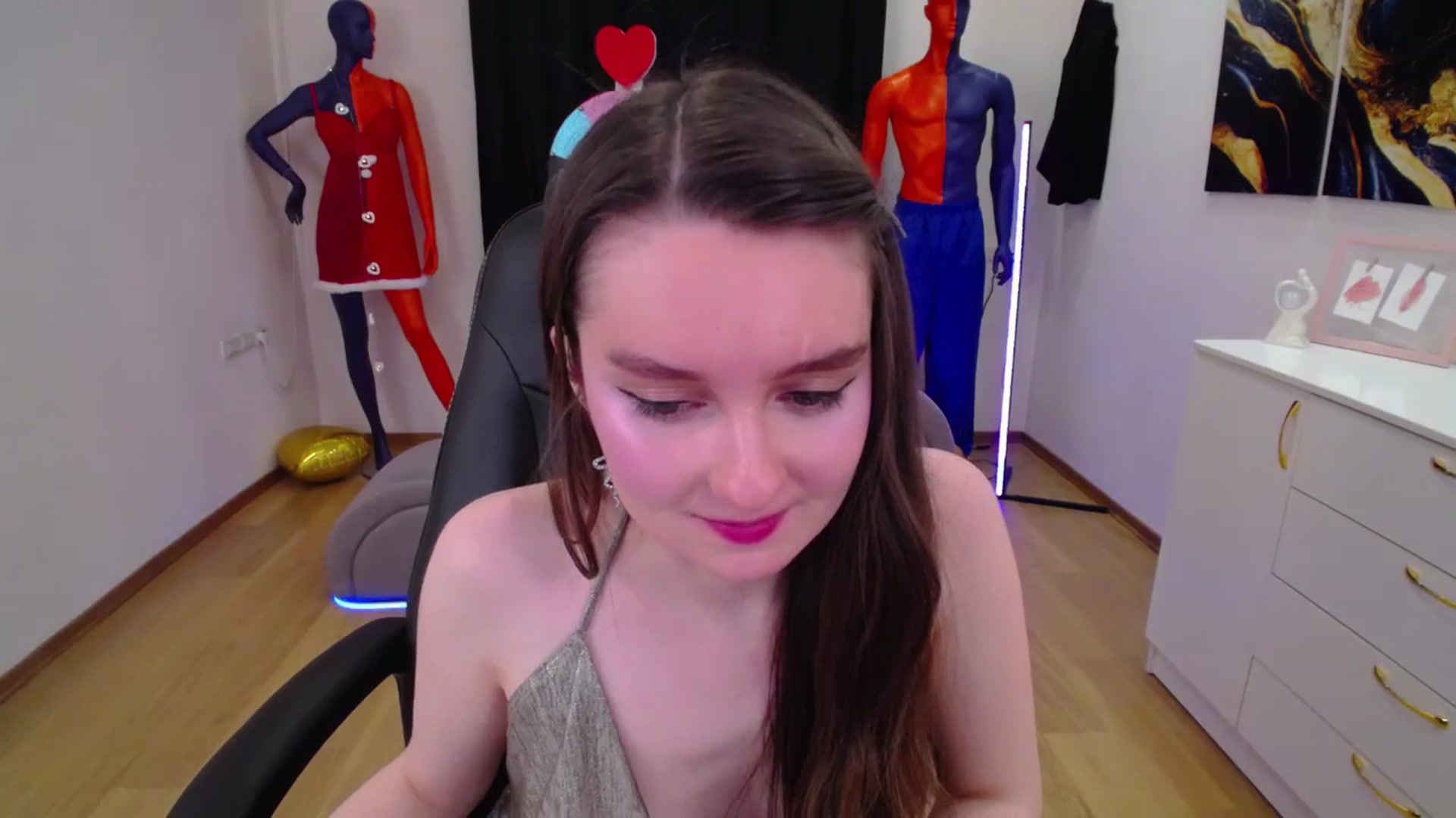 Gallery image thumbnail from Milim_Nava's myfreecams stream on, 03/10/2025, 07:56 image 12 of 20