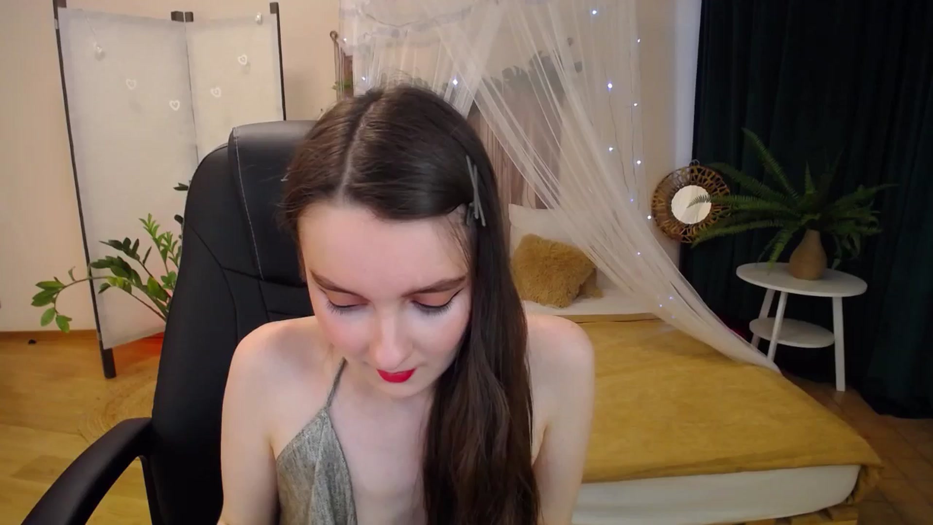 Gallery image thumbnail from Milim_Nava's myfreecams stream on, 03/11/2025, 10:01 image 14 of 20