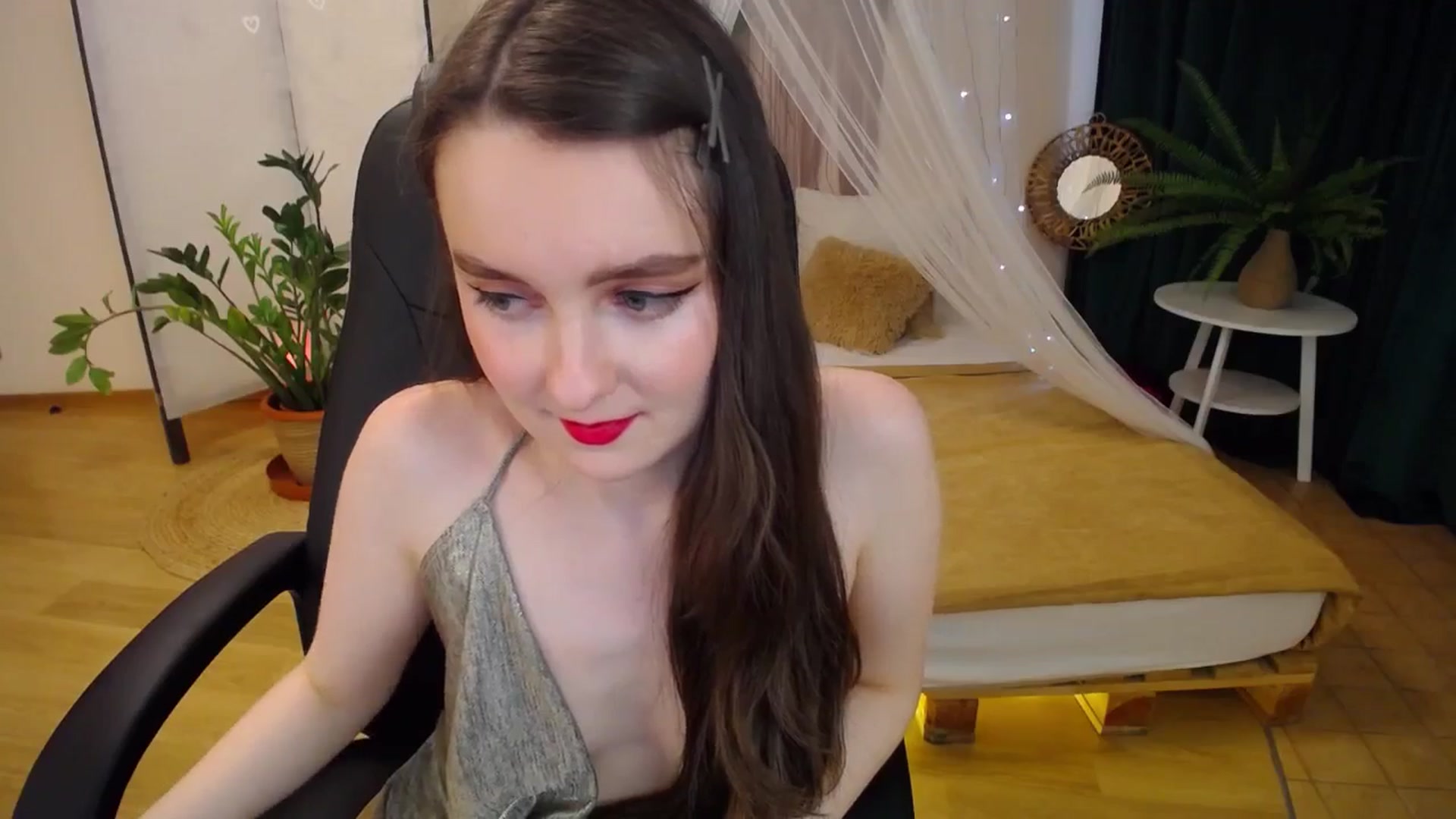 Gallery image thumbnail from Milim_Nava's myfreecams stream on, 03/11/2025, 10:01 image 9 of 20