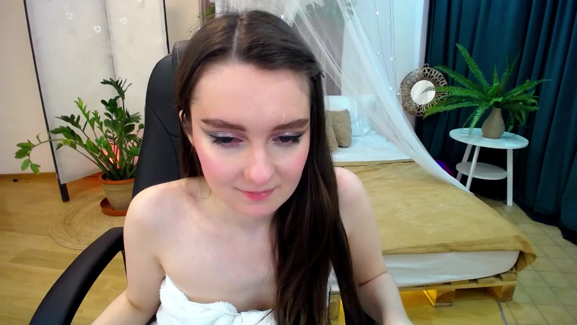 Gallery image thumbnail from Milim_Nava's myfreecams stream on, 03/13/2025, 08:03 image 19 of 20