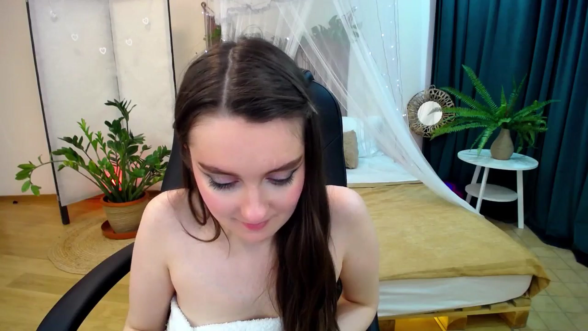 Gallery image thumbnail from Milim_Nava's myfreecams stream on, 03/13/2025, 08:03 image 5 of 20