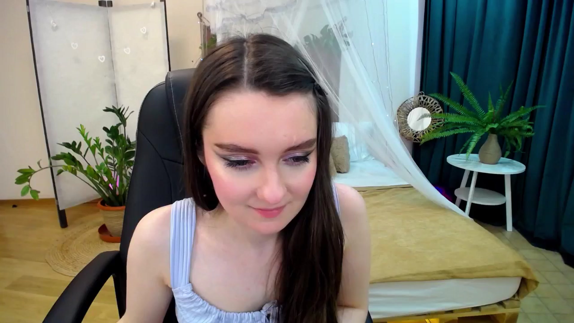 Gallery image thumbnail from Milim_Nava's myfreecams stream on, 03/13/2025, 08:50 image 4 of 20