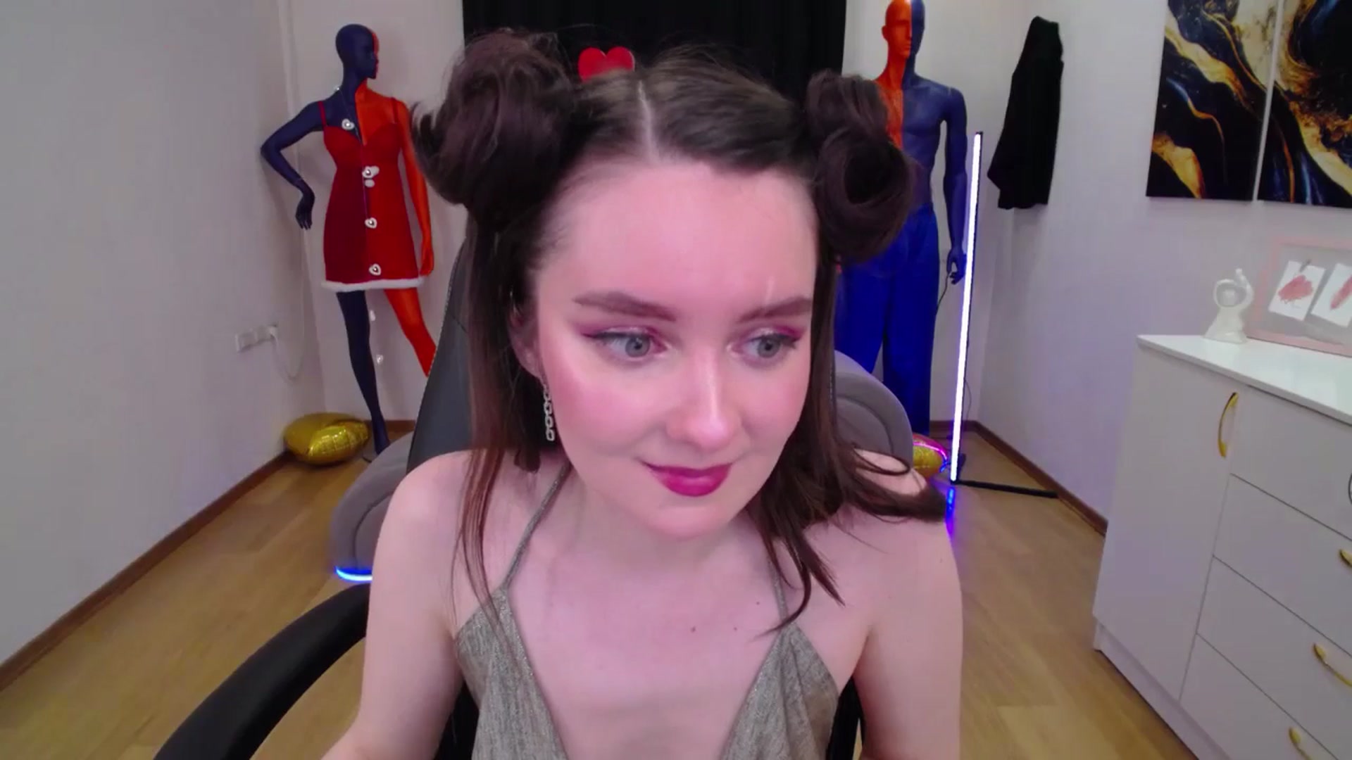 Gallery image thumbnail from Milim_Nava's myfreecams stream on, 03/19/2025, 06:20 image 2 of 20