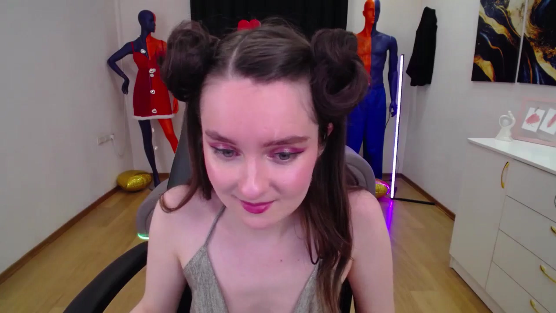 Gallery image thumbnail from Milim_Nava's myfreecams stream on, 03/19/2025, 06:20 image 6 of 20