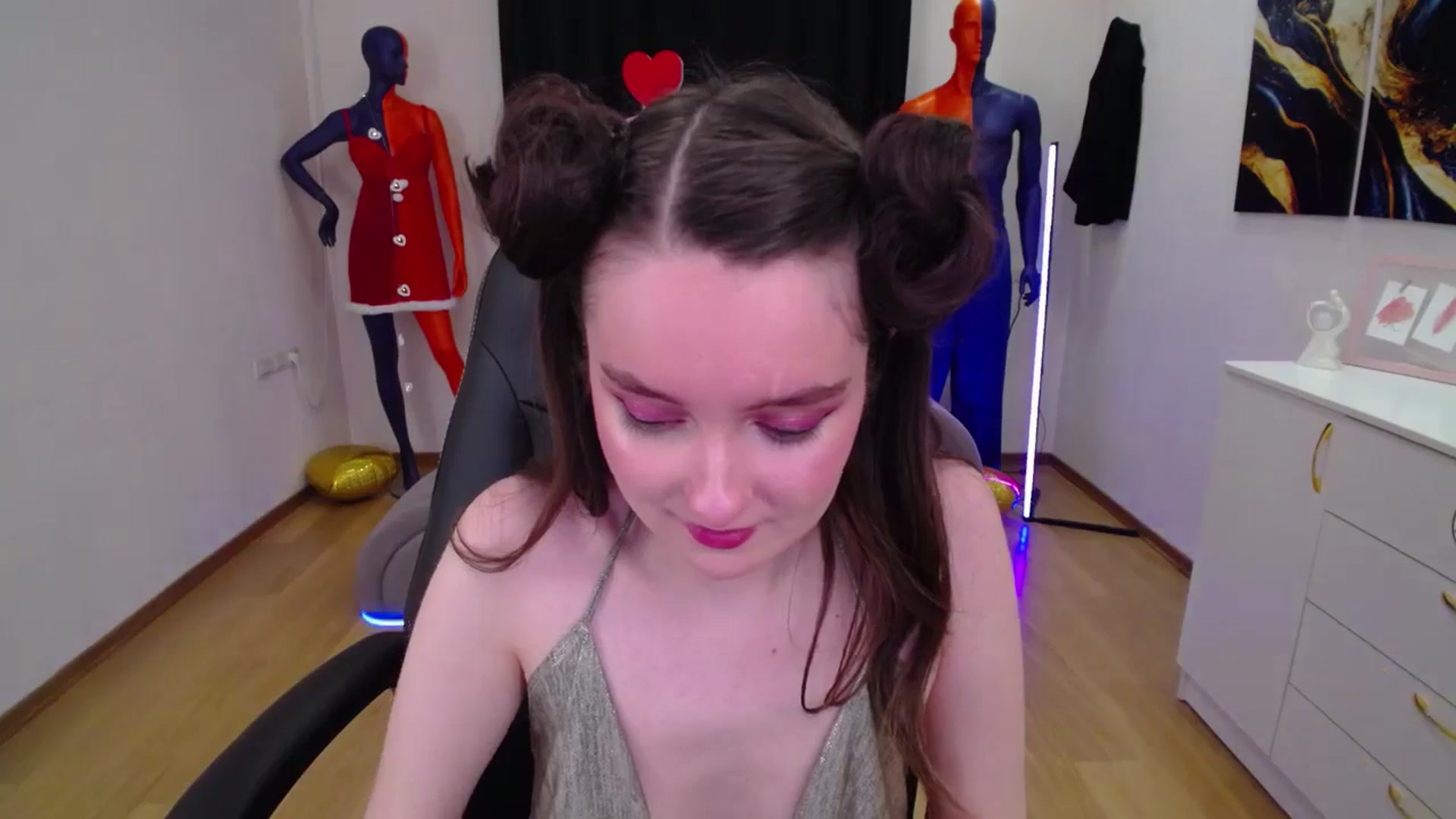 Gallery image thumbnail from Milim_Nava's myfreecams stream on, 03/19/2025, 06:20 image 11 of 20