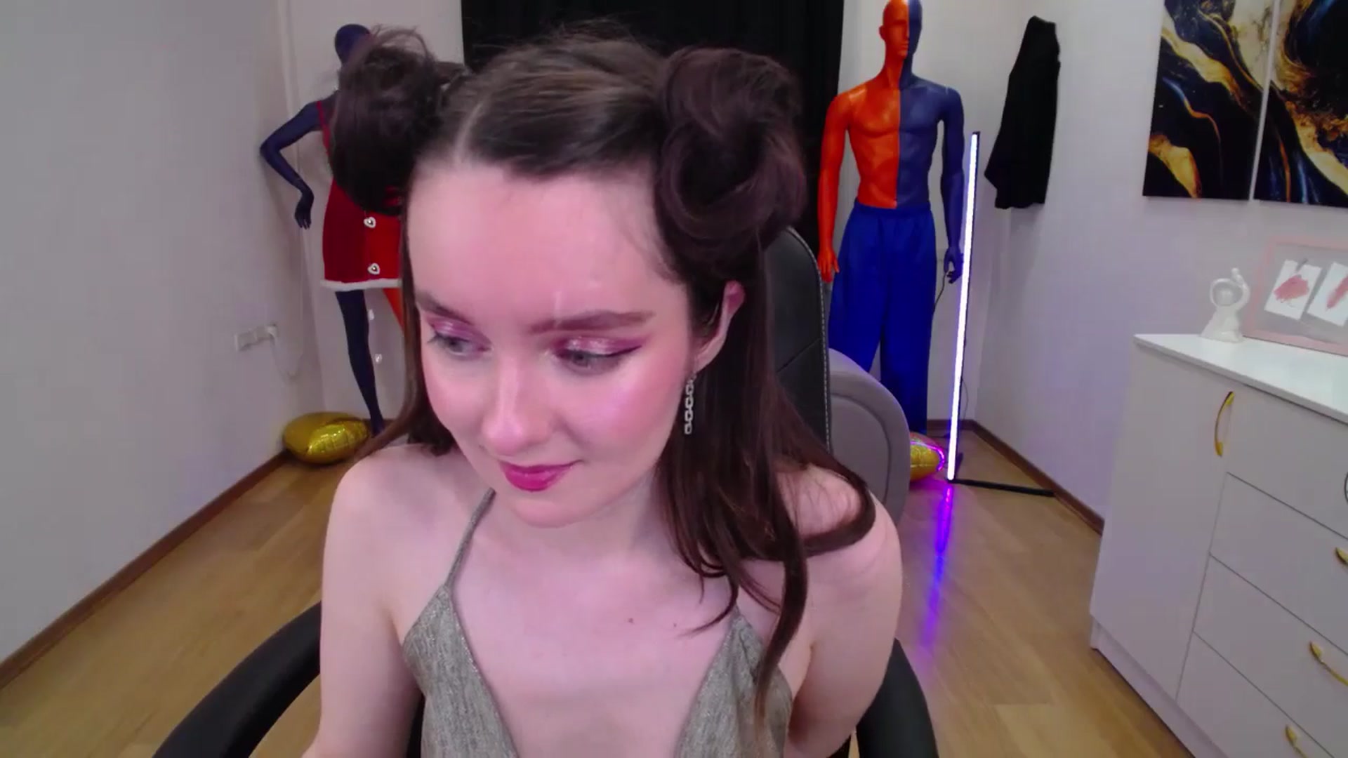 Gallery image thumbnail from Milim_Nava's myfreecams stream on, 03/19/2025, 06:20 image 4 of 20