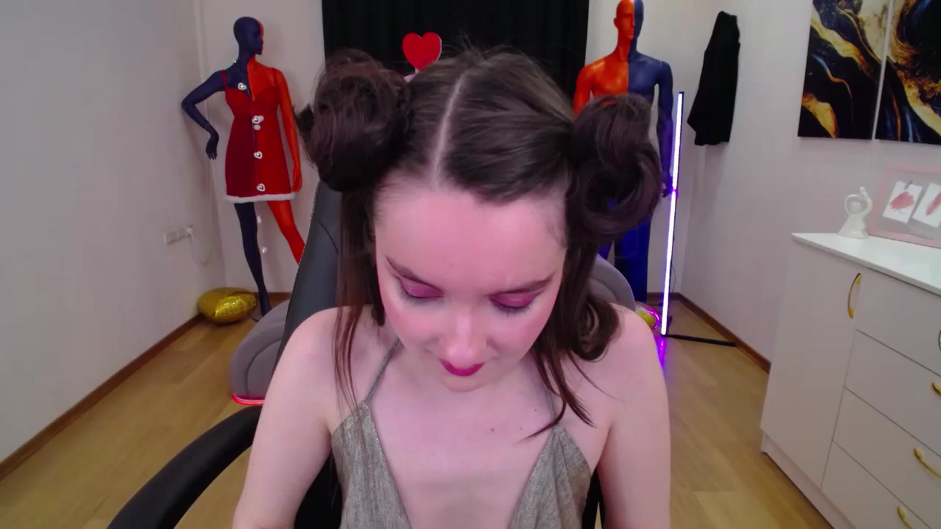 Gallery image thumbnail from Milim_Nava's myfreecams stream on, 03/19/2025, 06:20 image 1 of 20