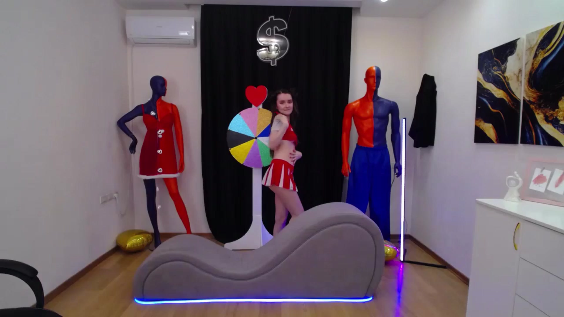 Gallery image thumbnail from Milim_Nava's myfreecams stream on, 03/19/2025, 07:22 image 15 of 20