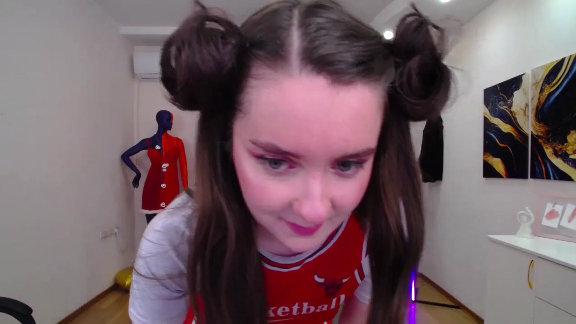 Gallery image thumbnail from Milim_Nava's myfreecams stream on, 03/19/2025, 07:22 image 12 of 20