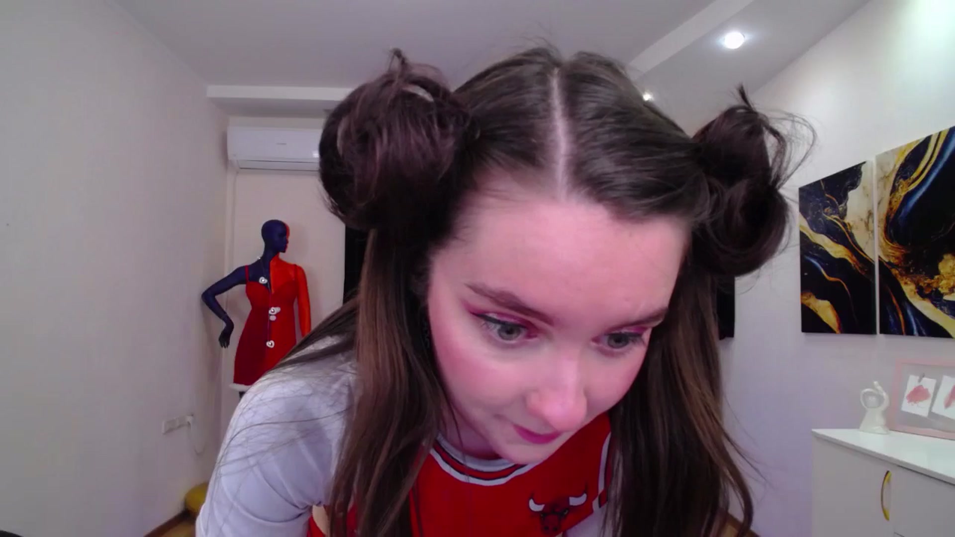 Gallery image thumbnail from Milim_Nava's myfreecams stream on, 03/19/2025, 07:22 image 9 of 20