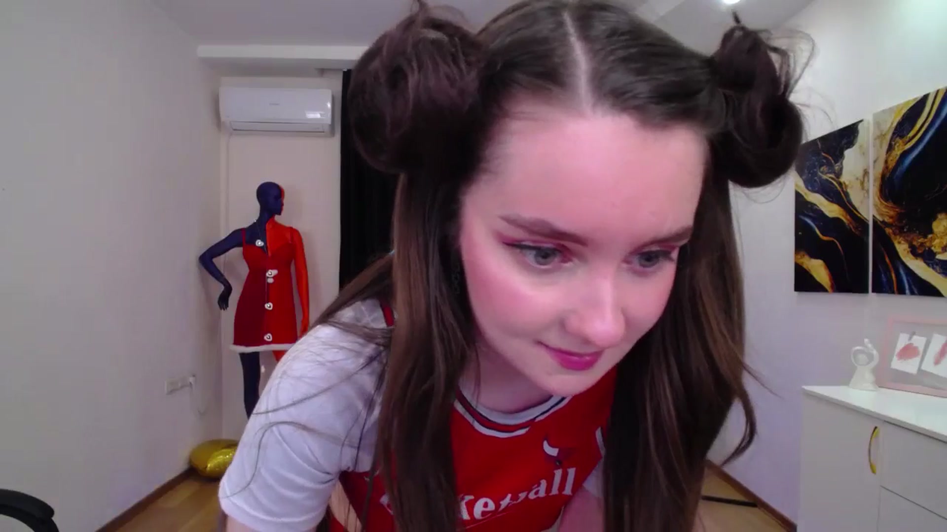 Gallery image thumbnail from Milim_Nava's myfreecams stream on, 03/19/2025, 07:22 image 19 of 20