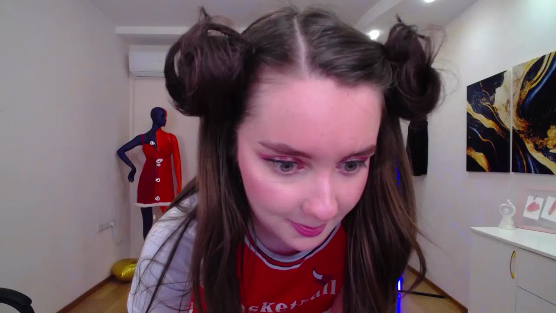 Gallery image thumbnail from Milim_Nava's myfreecams stream on, 03/19/2025, 07:22 image 18 of 20