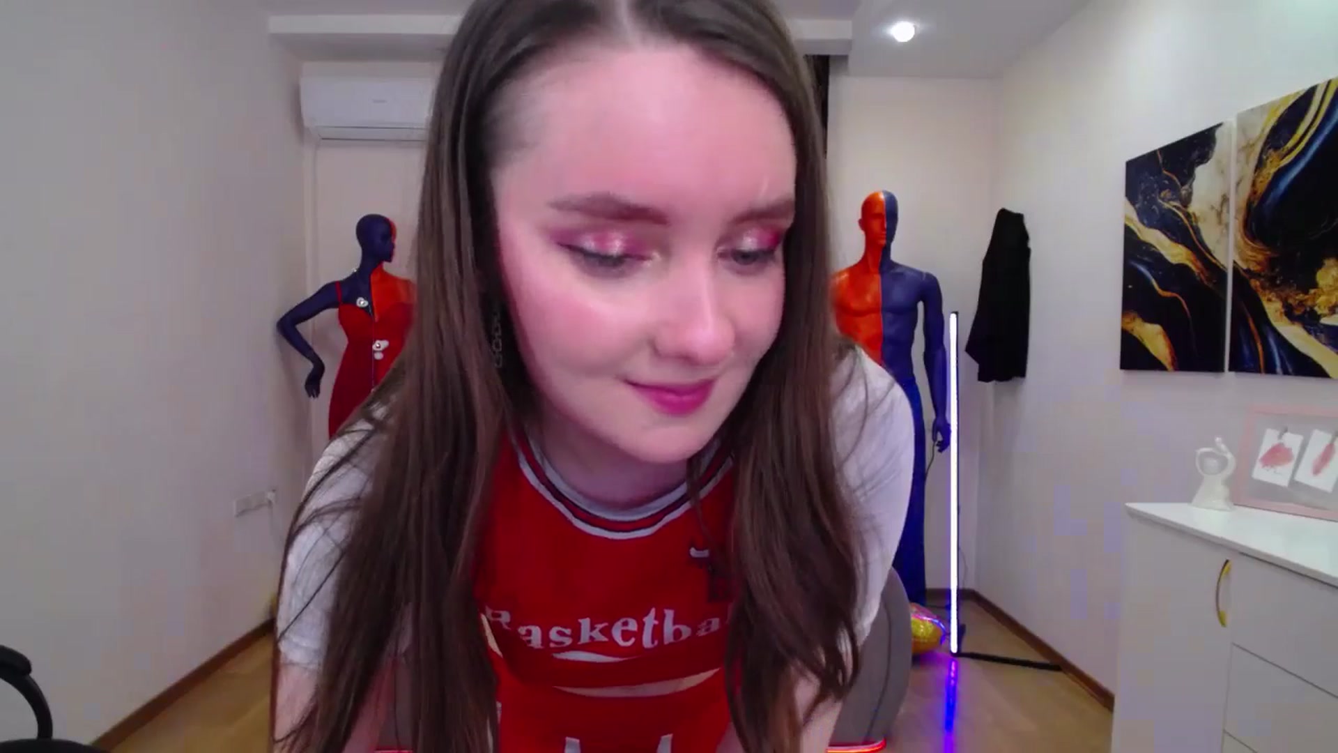 Gallery image thumbnail from Milim_Nava's myfreecams stream on, 03/19/2025, 08:27 image 2 of 20