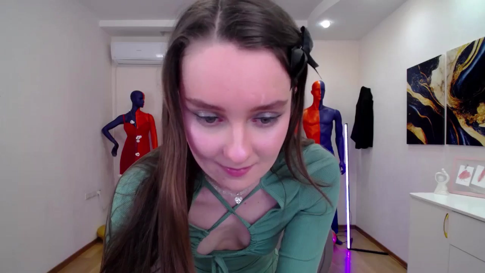 Gallery image thumbnail from Milim_Nava's myfreecams stream on, 03/20/2025, 08:39 image 19 of 20
