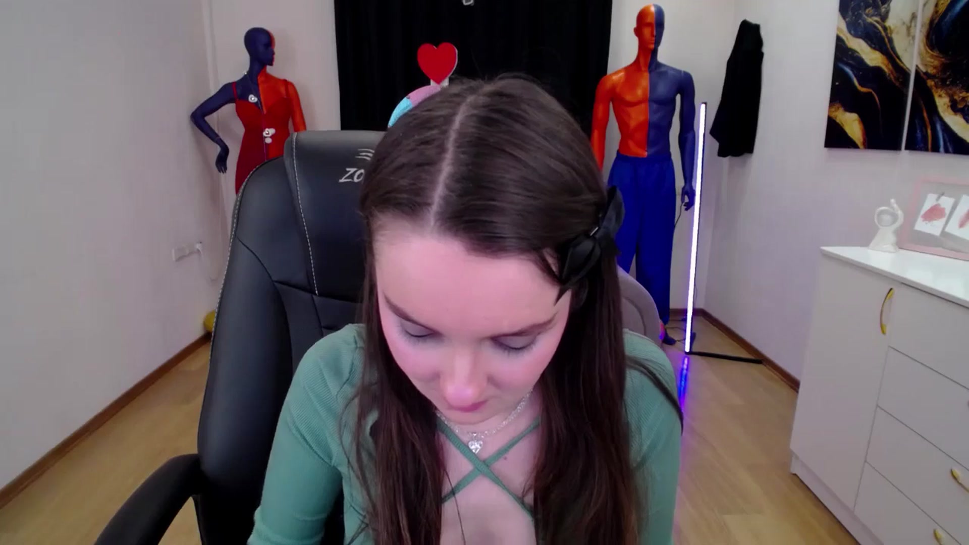 Gallery image thumbnail from Milim_Nava's myfreecams stream on, 03/20/2025, 09:45 image 6 of 20