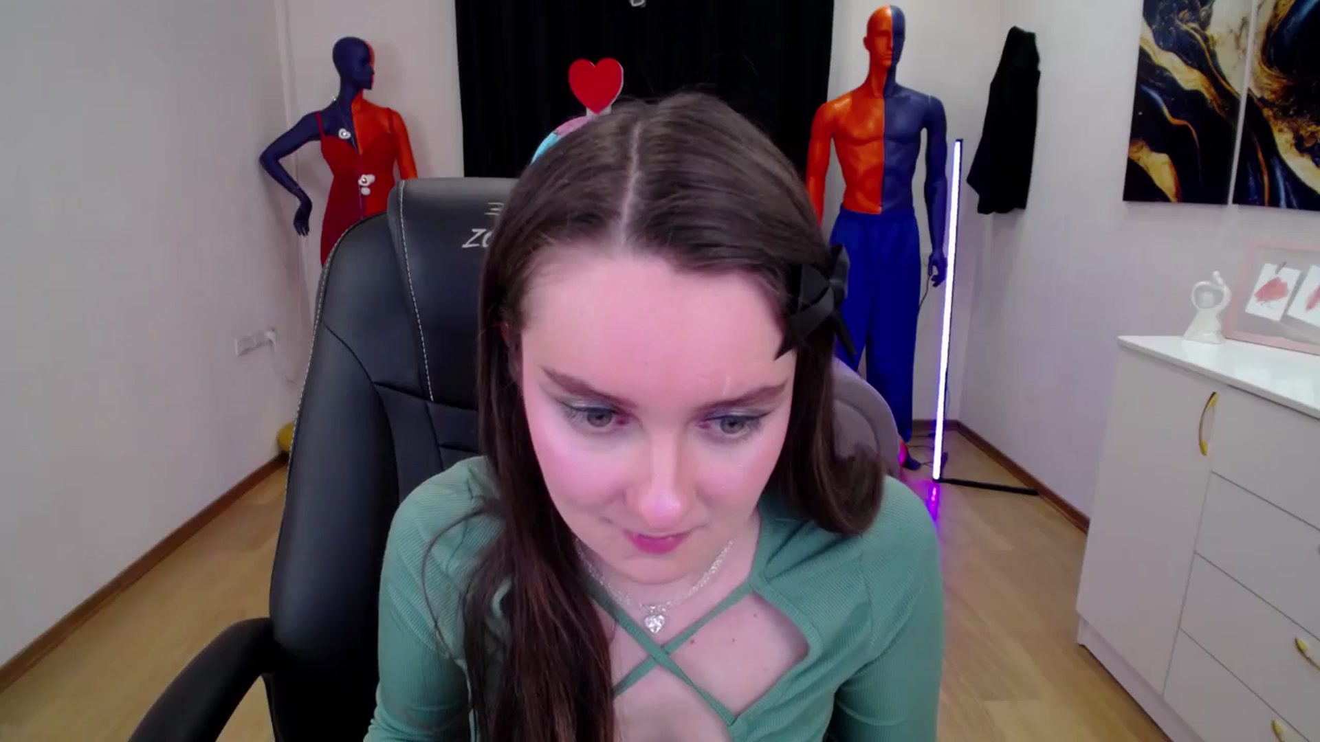 Gallery image thumbnail from Milim_Nava's myfreecams stream on, 03/20/2025, 09:45 image 3 of 20