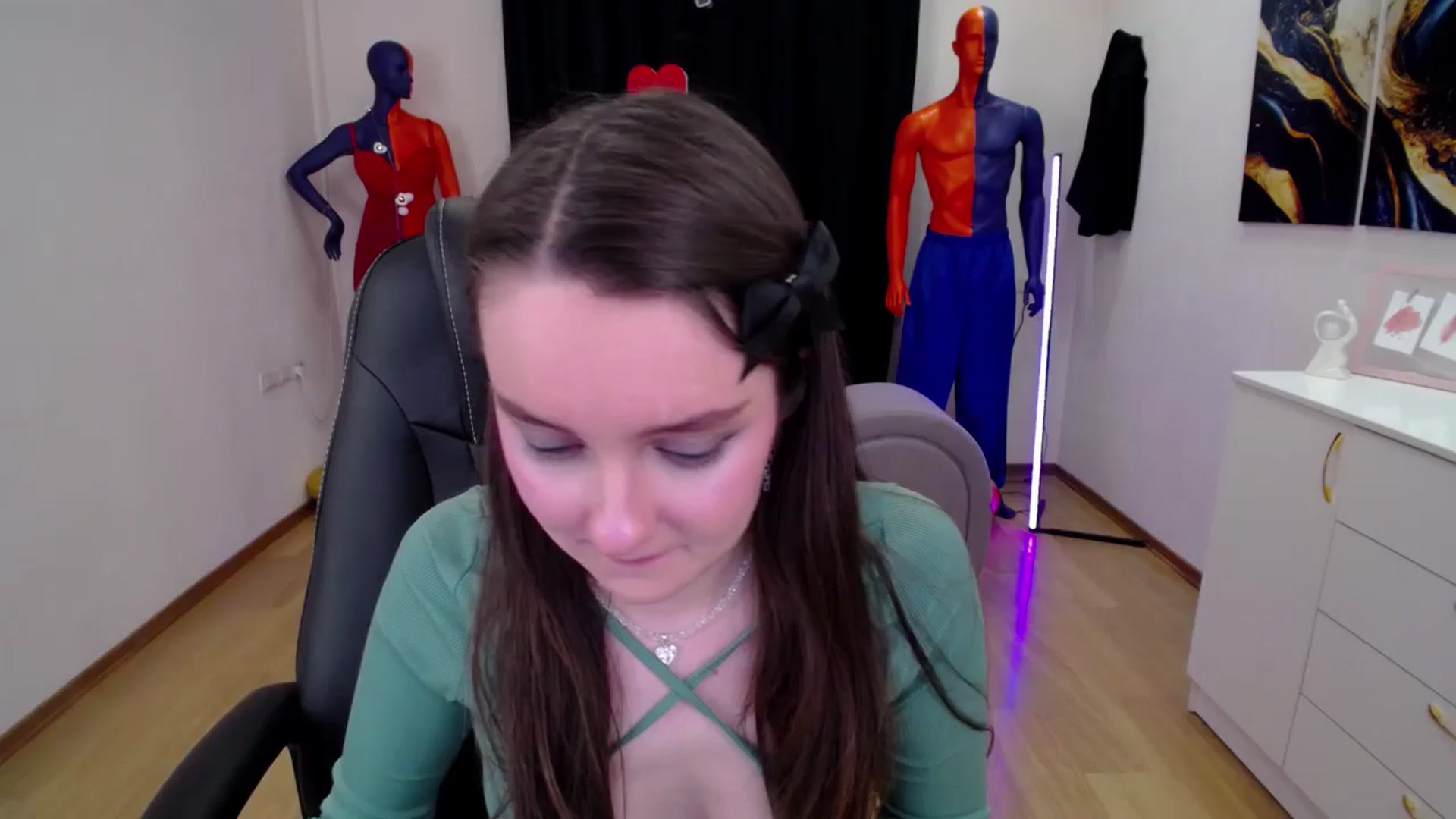 Gallery image thumbnail from Milim_Nava's myfreecams stream on, 03/20/2025, 09:45 image 7 of 20
