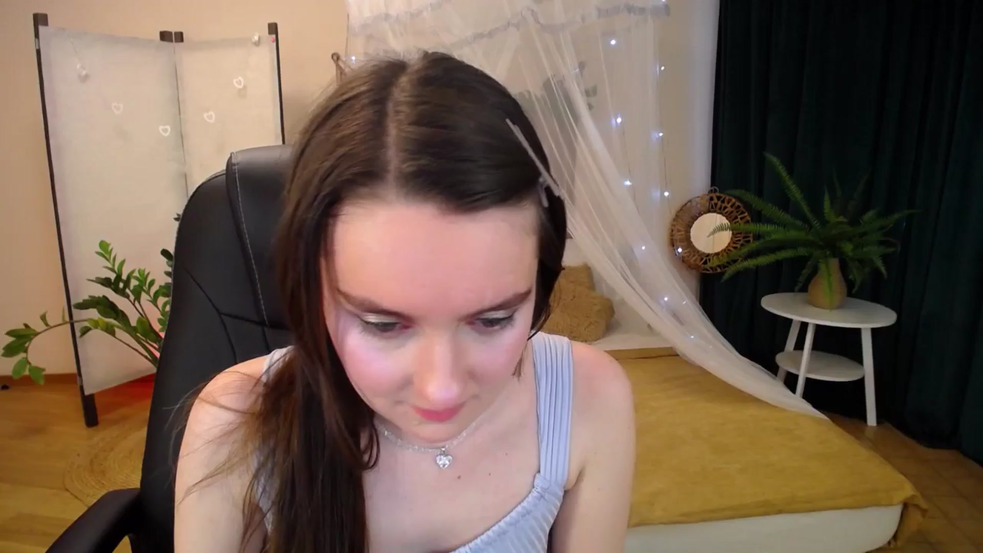 Gallery image thumbnail from Milim_Nava's myfreecams stream on, 03/21/2025, 08:37 image 18 of 20