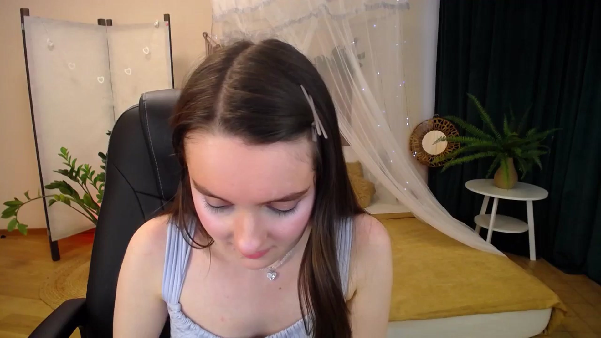 Gallery image thumbnail from Milim_Nava's myfreecams stream on, 03/21/2025, 08:37 image 17 of 20