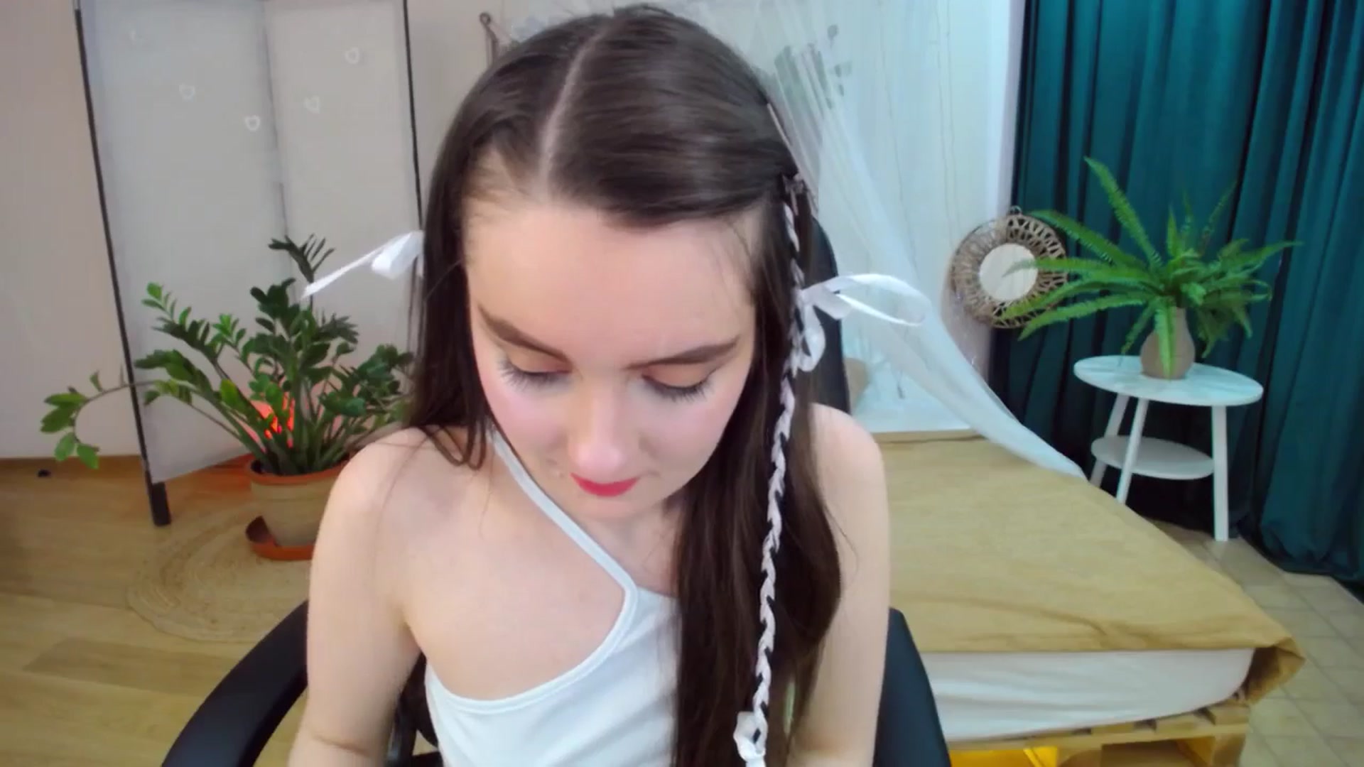 Gallery image thumbnail from Milim_Nava's myfreecams stream on, 03/23/2025, 11:33 image 9 of 20