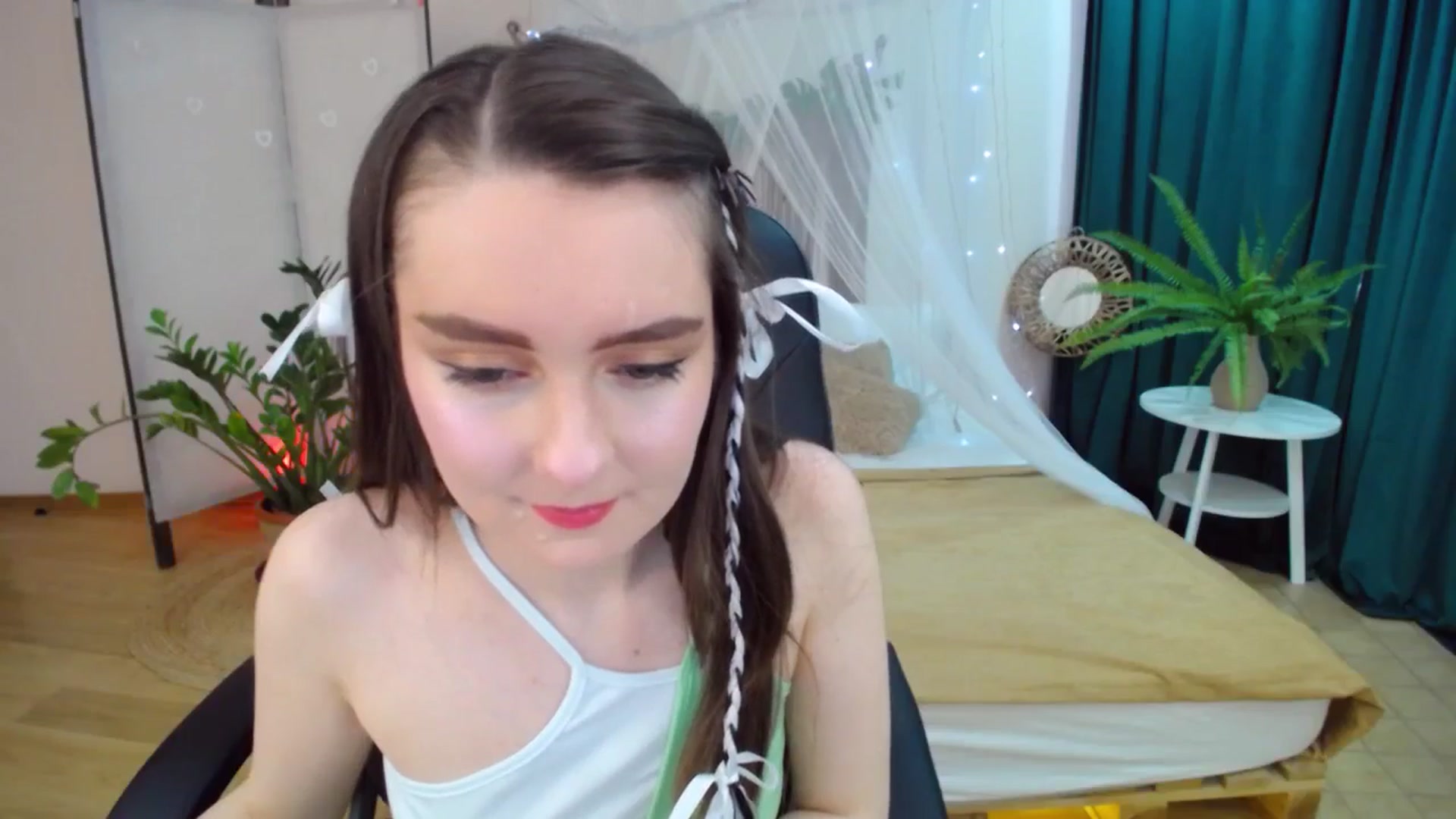 Gallery image thumbnail from Milim_Nava's myfreecams stream on, 03/23/2025, 11:33 image 19 of 20