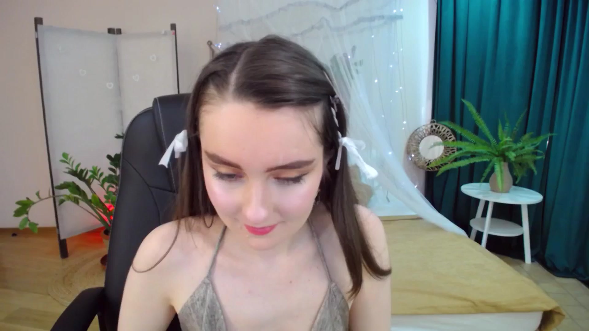 Gallery image thumbnail from Milim_Nava's myfreecams stream on, 03/23/2025, 12:48 image 20 of 20