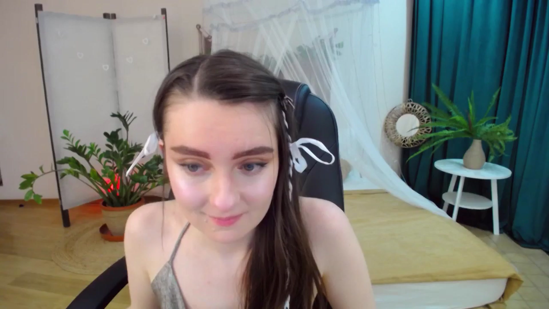 Gallery image thumbnail from Milim_Nava's myfreecams stream on, 03/23/2025, 16:26 image 8 of 20